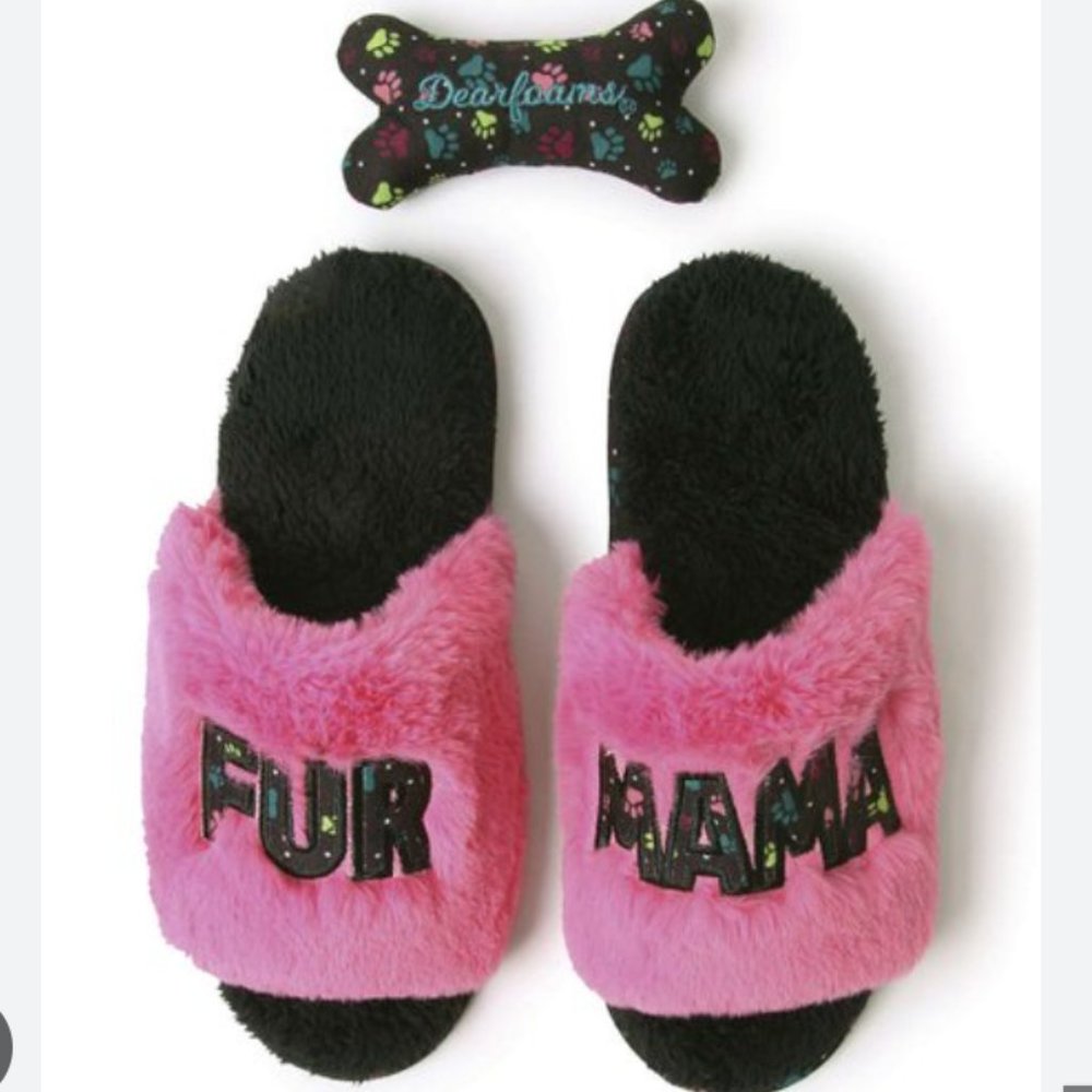 Dearfoams Black & Pink Fur Mama Slippers size medium (7-8) brand new no tags